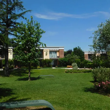 Lato Soleggiato @gardazzurro Apartment *