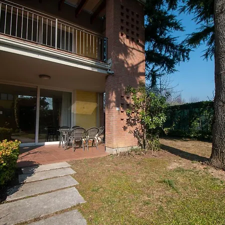 Apartment Lato Soleggiato @gardazzurro Padenghe sul Garda