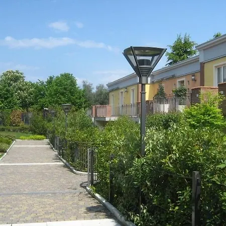 Lato Soleggiato @gardazzurro Apartment *